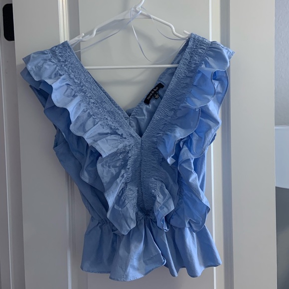 Trendy Blouse - Picture 2 of 4